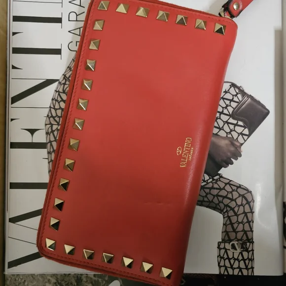 Valentino Long Rockstud Zip Around Wallet AUTHENTIC - Picture 3 of 16